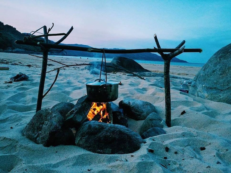 Bỏ túi kinh nghiệm đi cắm trại Làng Vân Đà Nẵng cực chill - TravelEasy