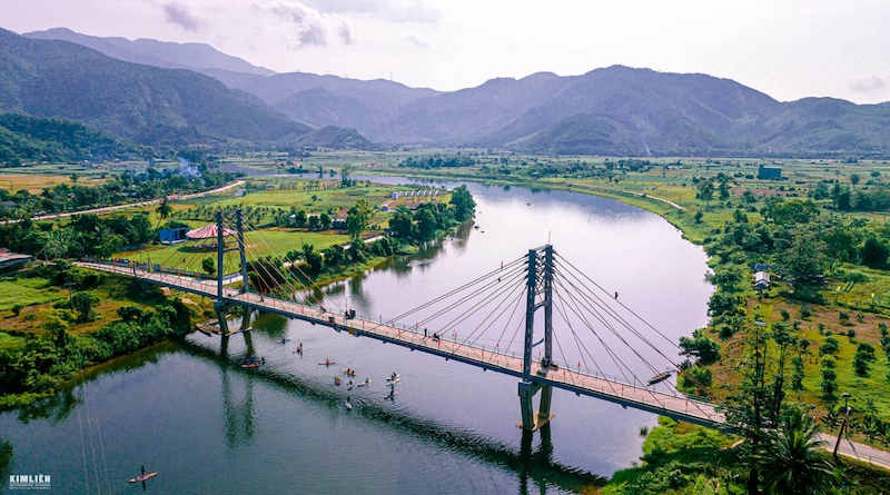 Du lịch Hòa Bắc Đà Nẵng: Điểm cắm trại "chữa lành" lý tưởng - TravelEasy