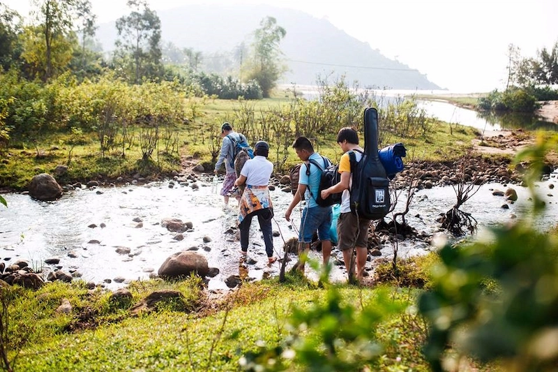 Bỏ túi kinh nghiệm đi cắm trại Làng Vân Đà Nẵng cực chill - TravelEasy