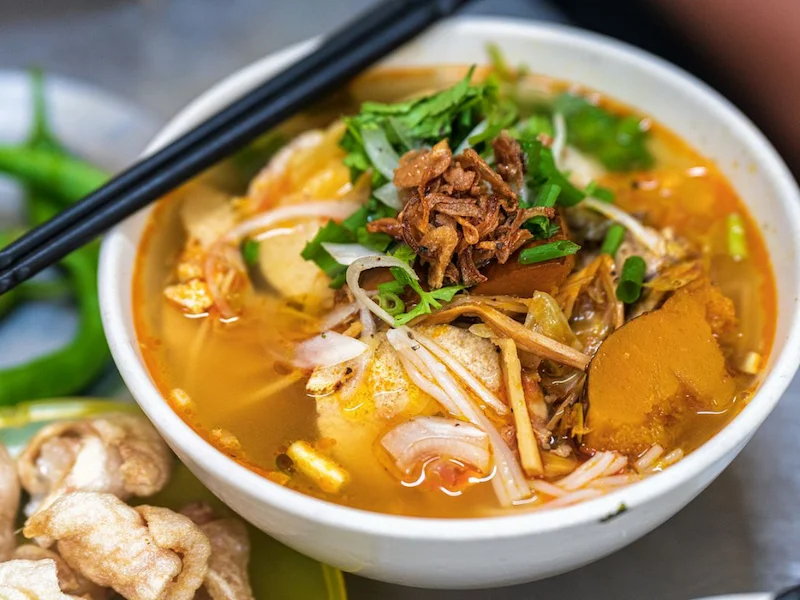 Ăn gì ở Đà Nẵng? 15 món ngon và đặc sản nhất định phải thử - Travel Easy