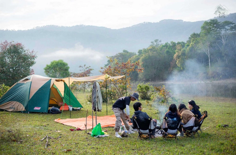 Du lịch Hòa Bắc Đà Nẵng: Điểm cắm trại "chữa lành" lý tưởng - TravelEasy