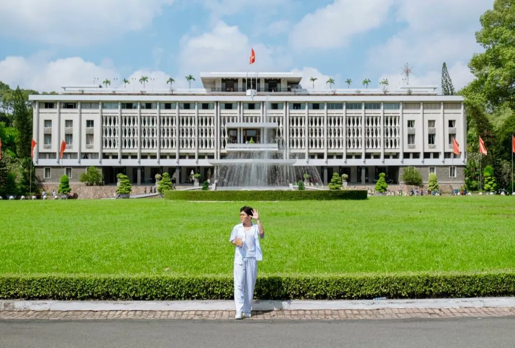 Dinh Độc Lập là một trong những địa điểm thu hút nhiều khu khách tại Sài Gòn