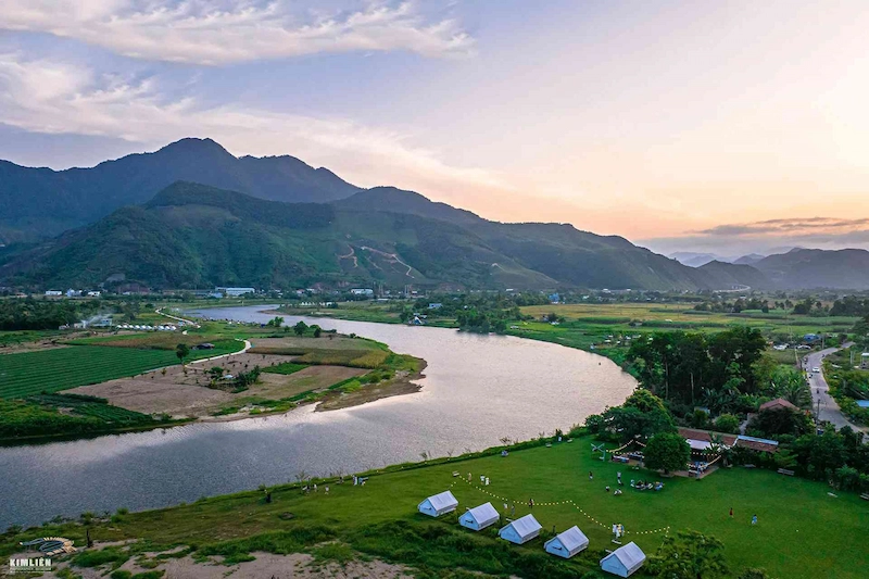 Du lịch Hòa Bắc Đà Nẵng: Điểm cắm trại "chữa lành" lý tưởng - TravelEasy